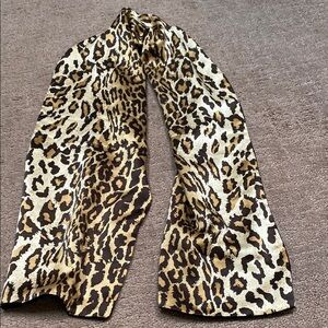 Nick & Nora Leopard Pattern Silk Blend Reversible Scarf